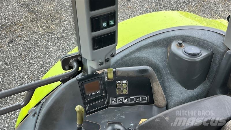 CLAAS 697 Traktoren