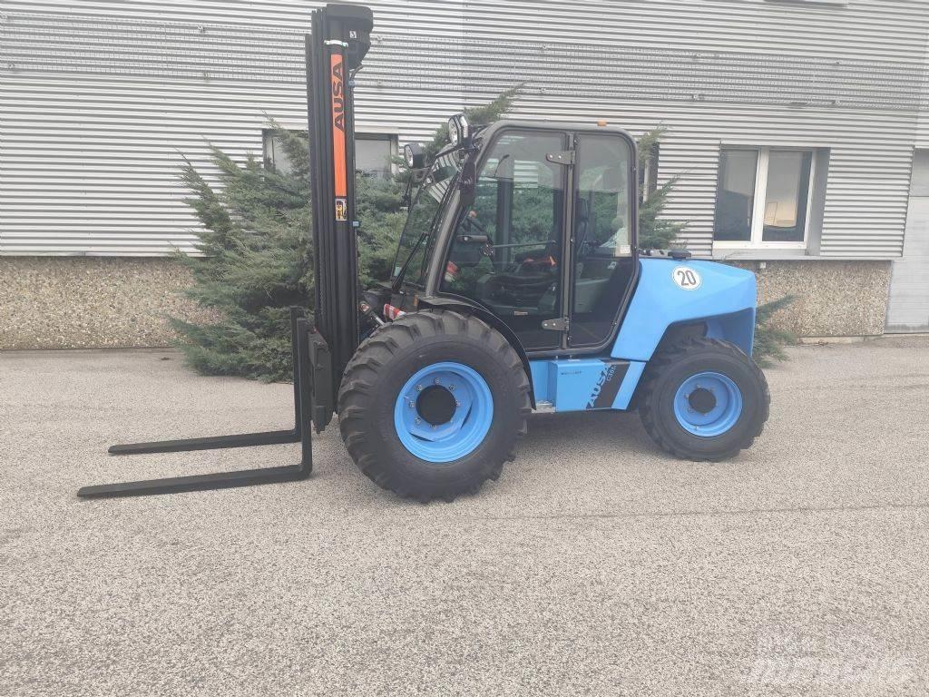 Ausa C 351 Hx4 Geländestapler