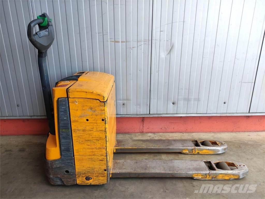 Jungheinrich EJE 116 Niedergabelstapler