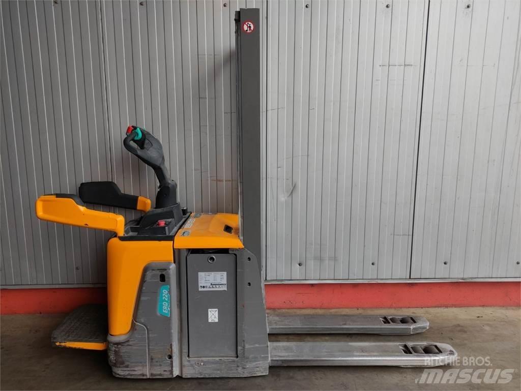 Jungheinrich ERD220 Deichselstapler