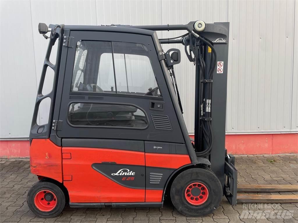 Linde E25-01-387 Elektro Stapler