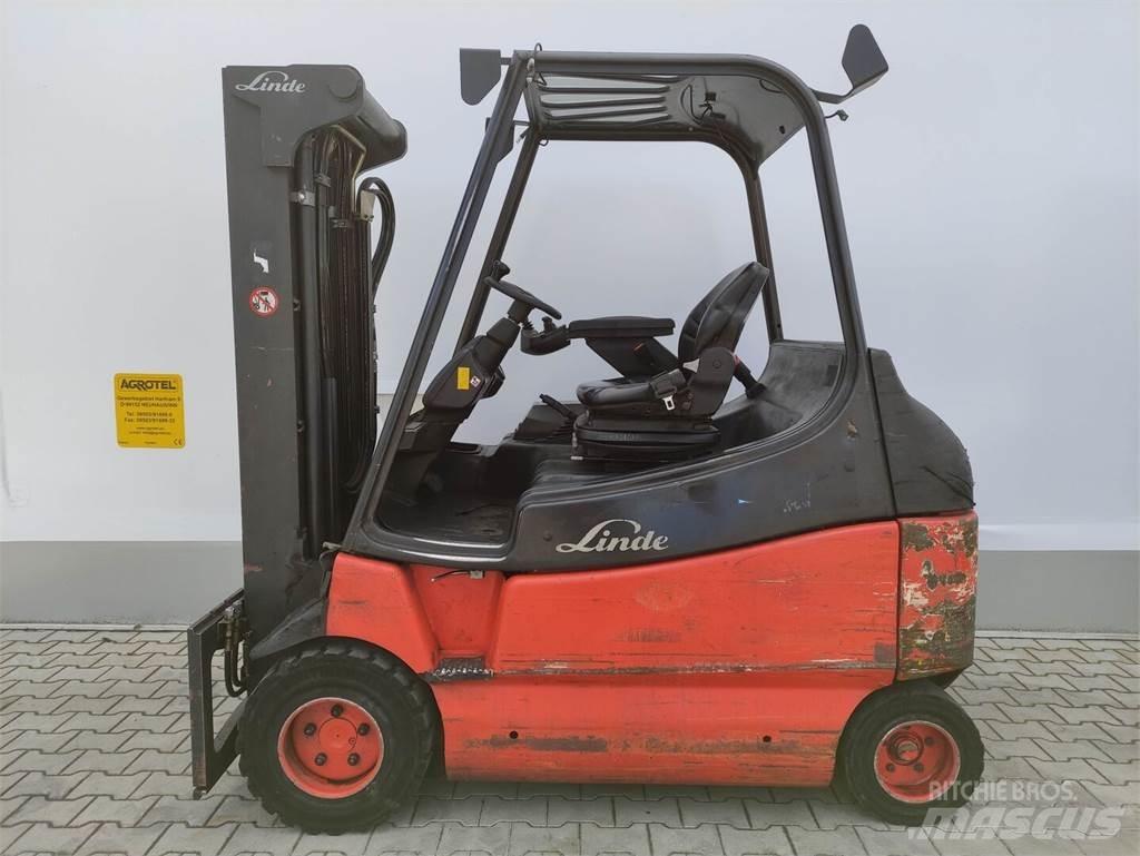 Linde E30/03/600-336 Elektro Stapler