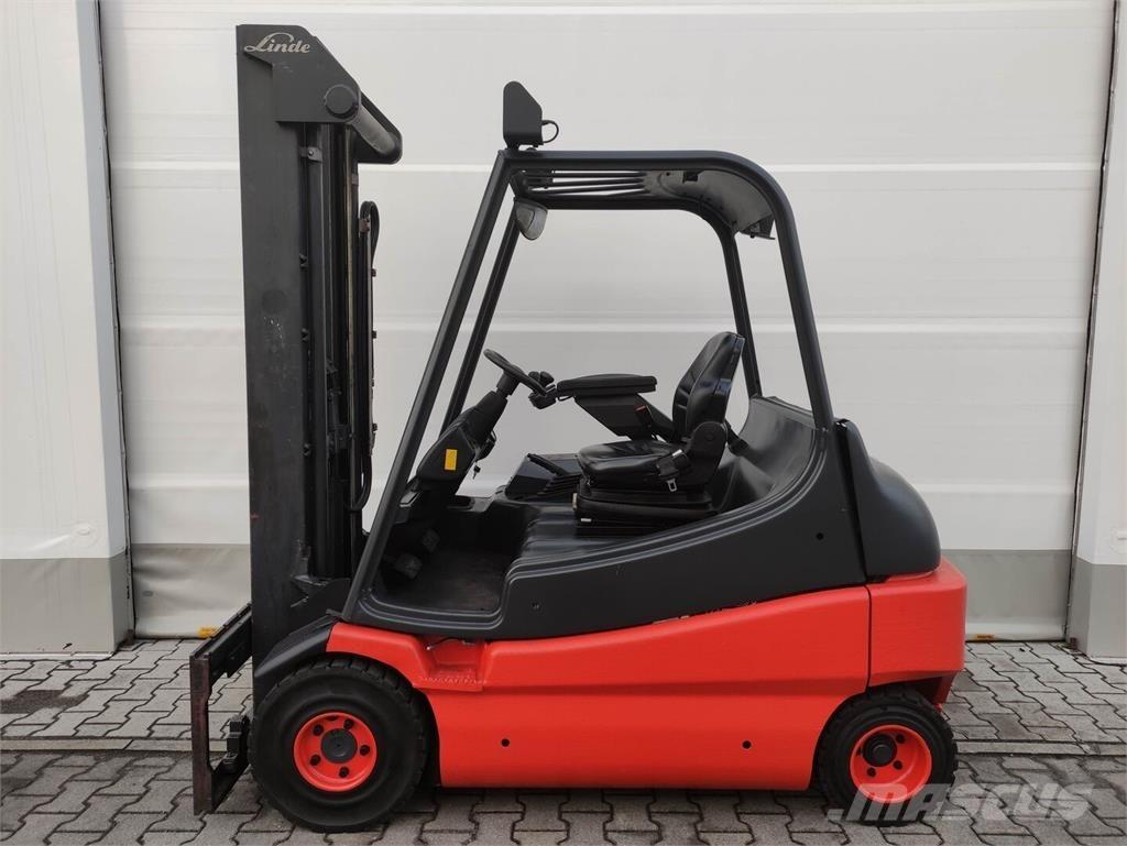 Linde E30-336-03 (LACK NEU) Elektro Stapler