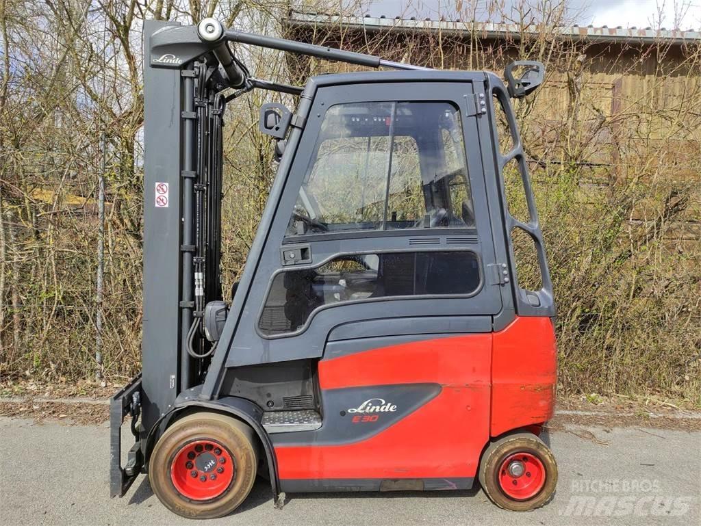 Linde E30H-01/600-387 Elektro Stapler