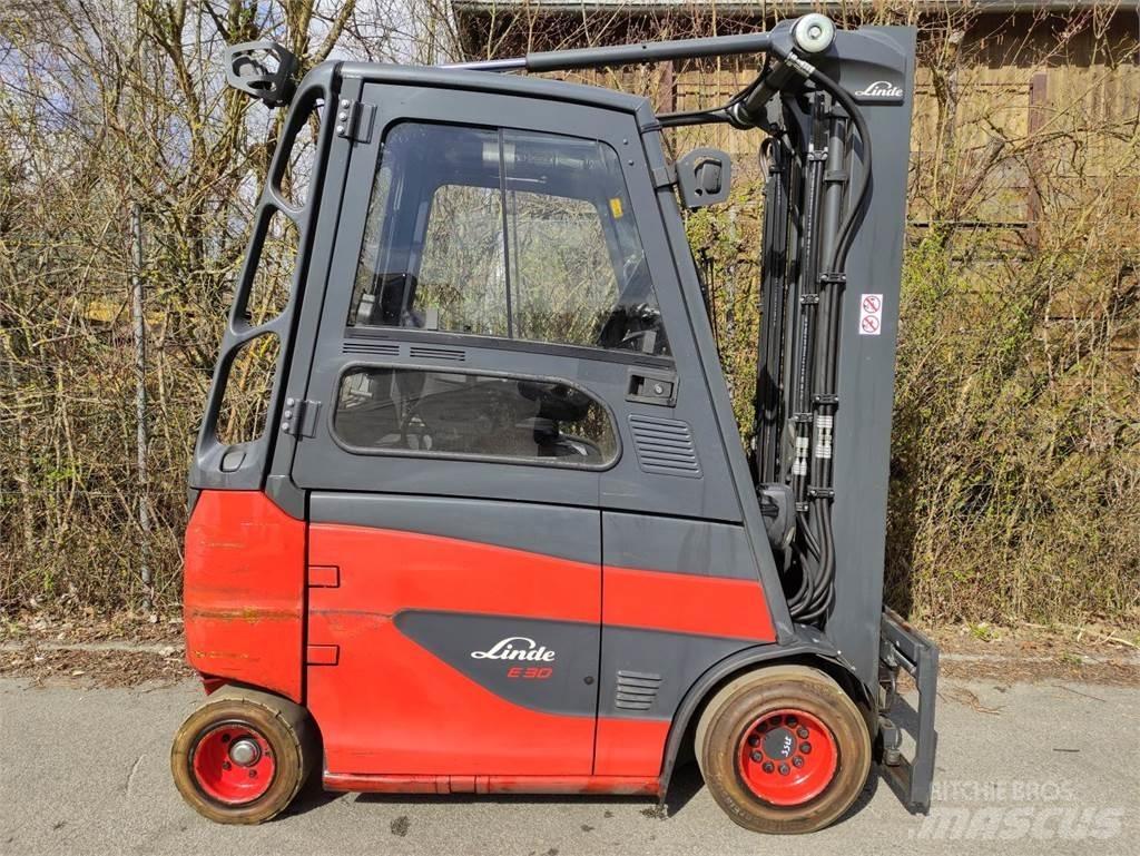 Linde E30H-01/600-387 Elektro Stapler
