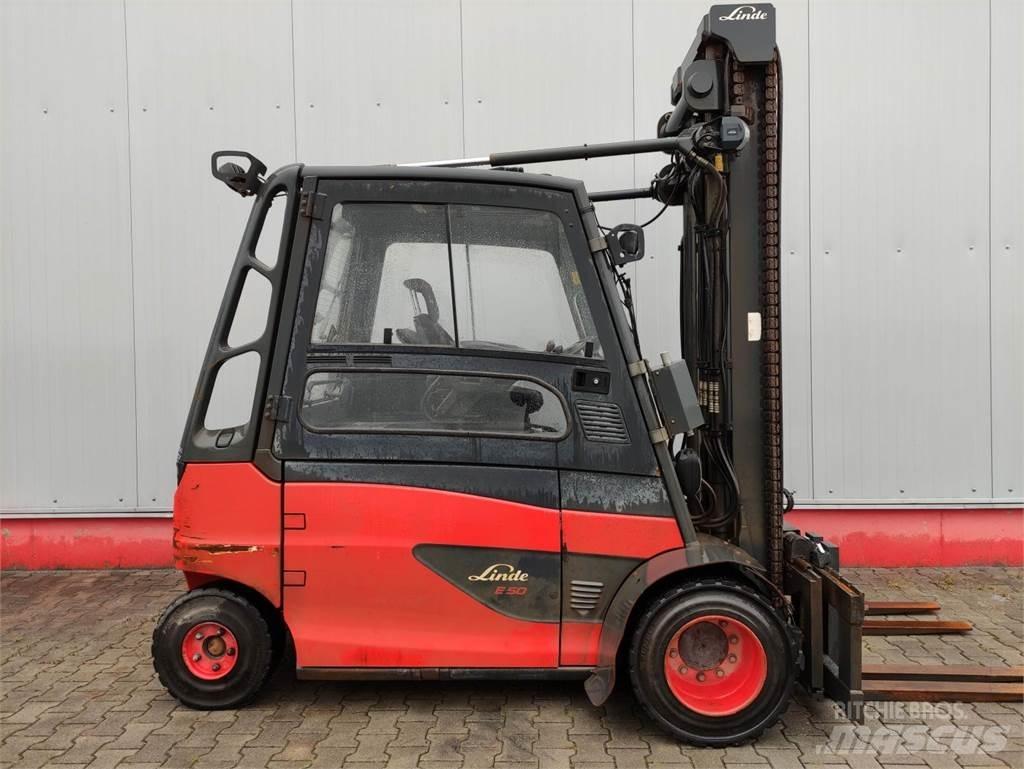 Linde E50HL-01-388 Elektro Stapler