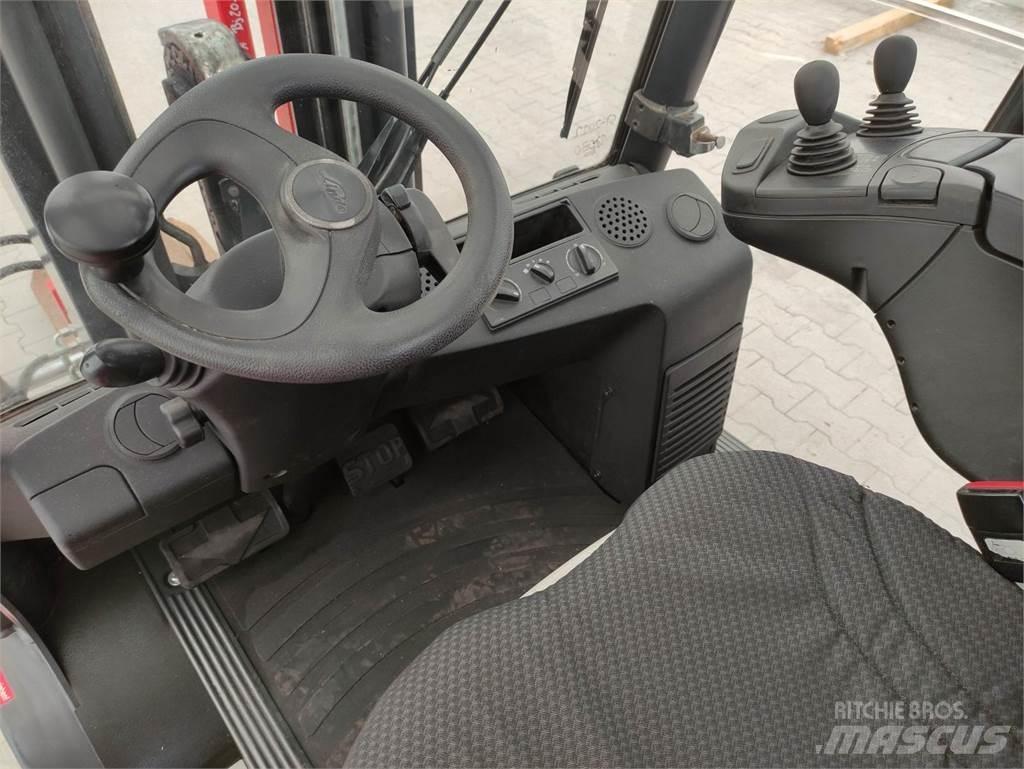 Linde H35D-02-393 EVO Diesel Stapler