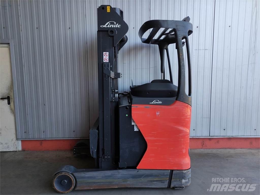 Linde R16N-01-112 Schubmaststapler