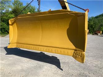 Caterpillar D9T SU Blade