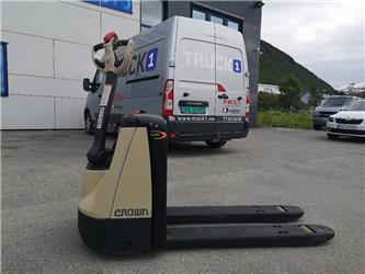Crown WP 2315-16 palletruck