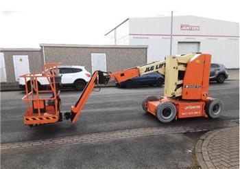 JLG E 300 AJP