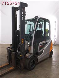 Still RX60-35