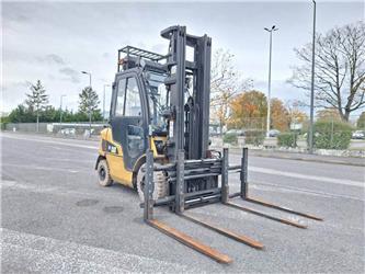 Caterpillar GP25N