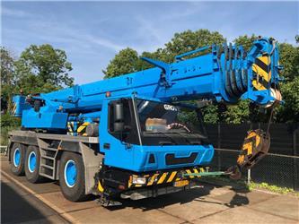 Grove GMK 3055