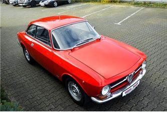 Alfa Romeo GT 1600 Junior Bertone Coupe