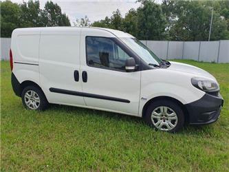 Fiat Doblo 1.3 Multijet, Kühlung, Kühlkasten