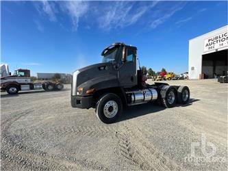 Caterpillar CT660