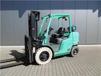 Mitsubishi FG 40 N