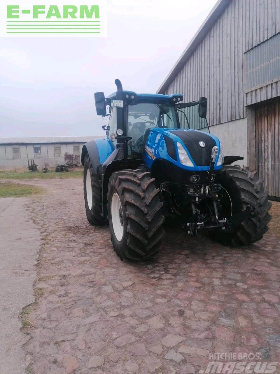 New Holland T7.275 AC Traktoren