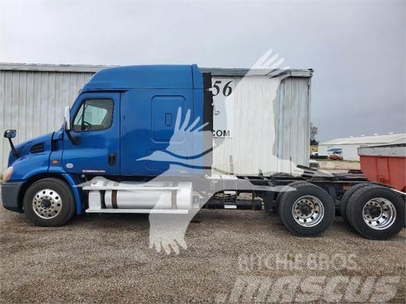 Freightliner CASCADIA 113 Andere