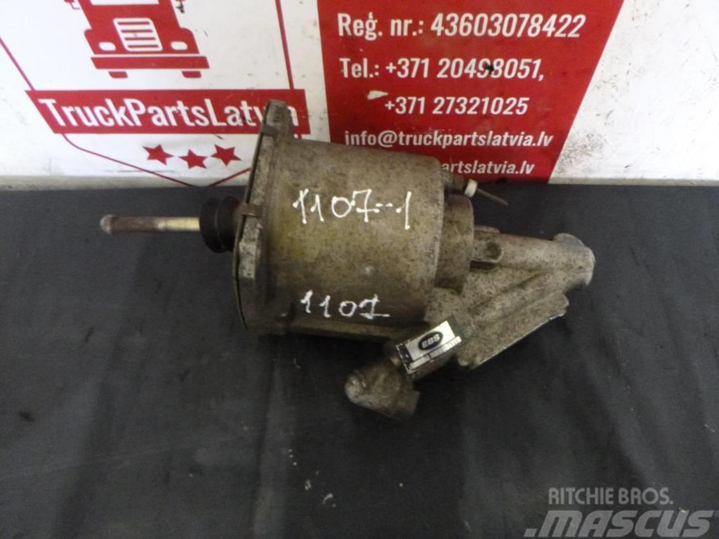 Scania R440 Pneumatic booster 5697946 Engines
