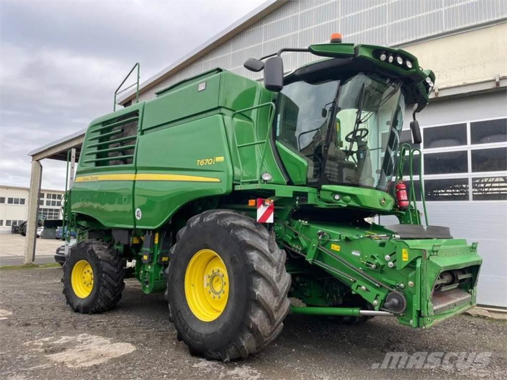 John Deere T 670 i Mähdrescher