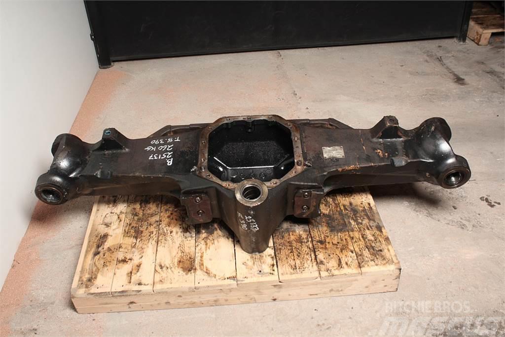 New Holland T8.390 Front axle house Getriebe