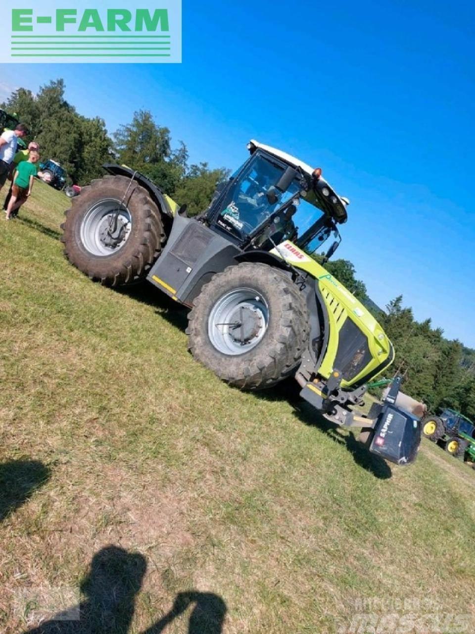 CLAAS xerion 4000 vc Traktoren