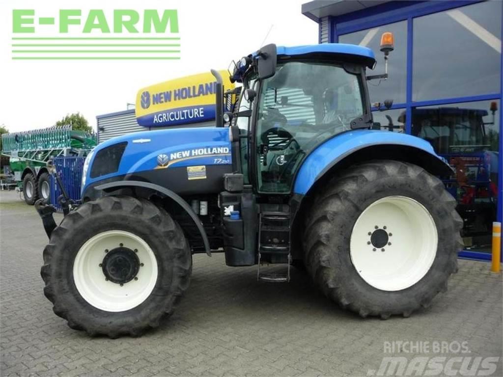 New Holland t7.210 ac Traktoren