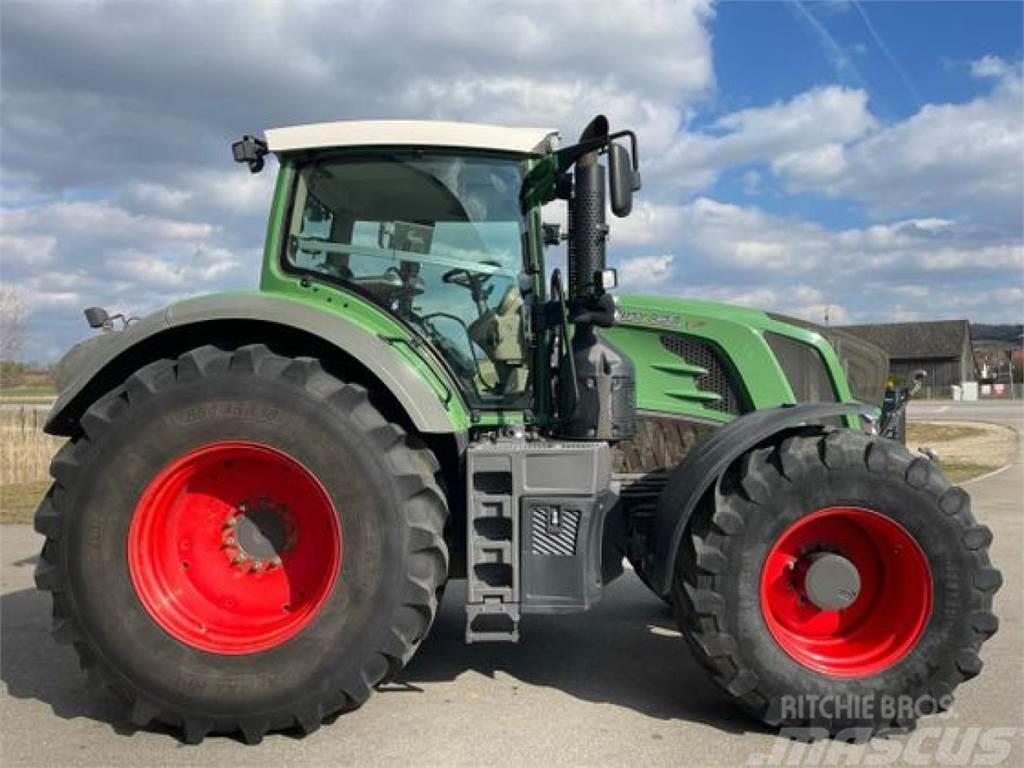 Fendt 828 Vario Profi Plus S4 Traktoren