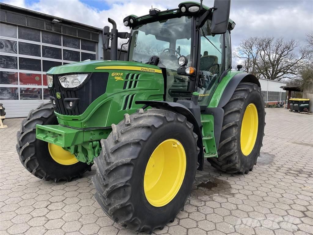 John Deere 6130R Traktoren