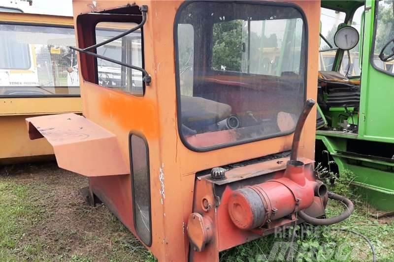 Bell 754 Haulage Tractor Cab Andere Fahrzeuge