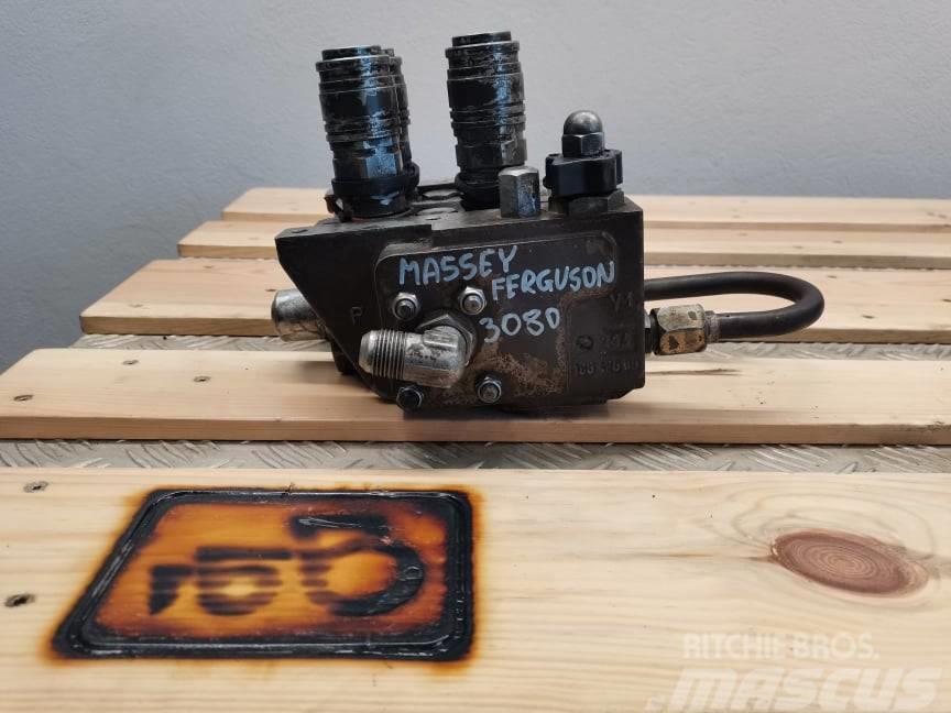 Massey Ferguson 3090 {hydraulic distributor} Hydraulik