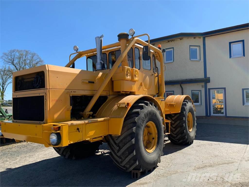Kirovets K 701 V12 Traktoren