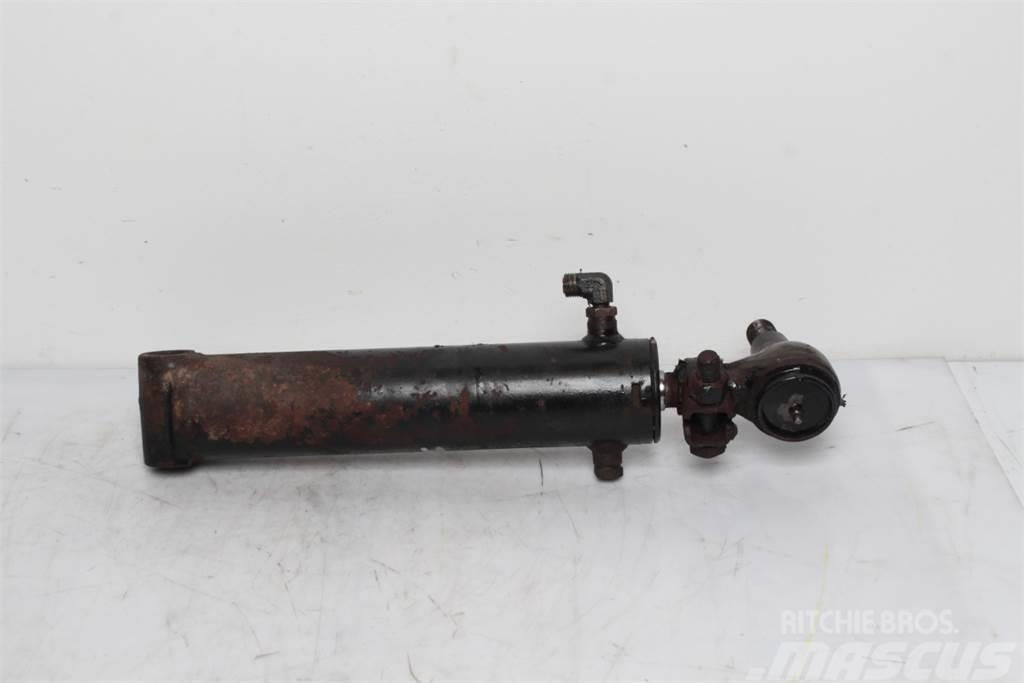 New Holland TG285 Front axle steering cylinder Getriebe