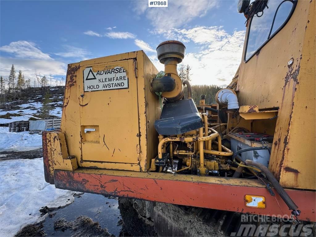 Brøyt X21TL crawler excavator w/ digging bucket Raupenbagger