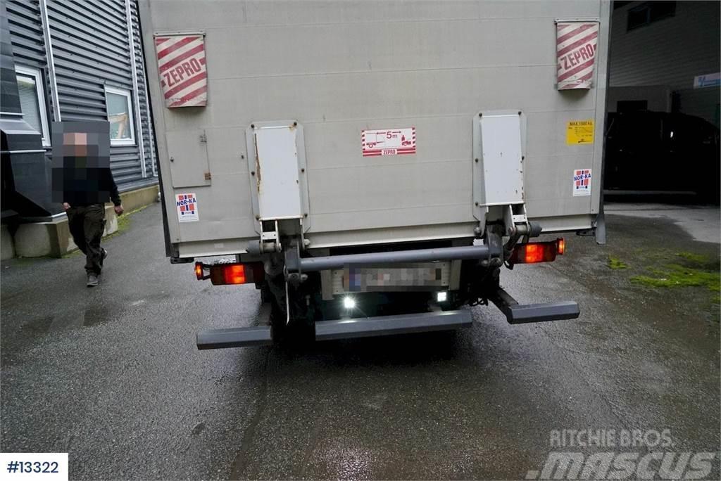 MAN TGL 8.210 Box truck w/ Zepro Lift Kastenaufbau
