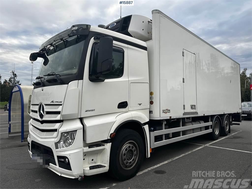 Mercedes-Benz Actros 6x2 Box Truck w/ fridge/freezer unit. Kastenaufbau