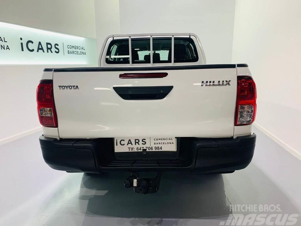 Toyota Hilux Cabina Doble Limited Panel vans