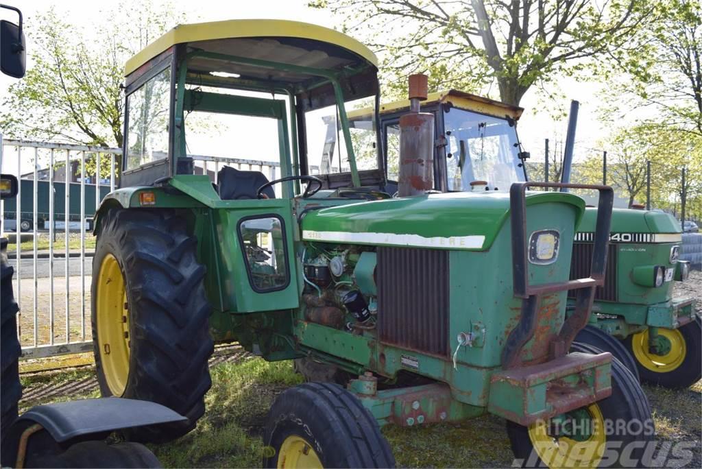 John Deere 2130 Traktoren