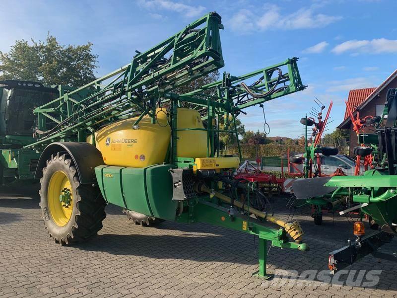 John Deere M732 Anhängespritzen