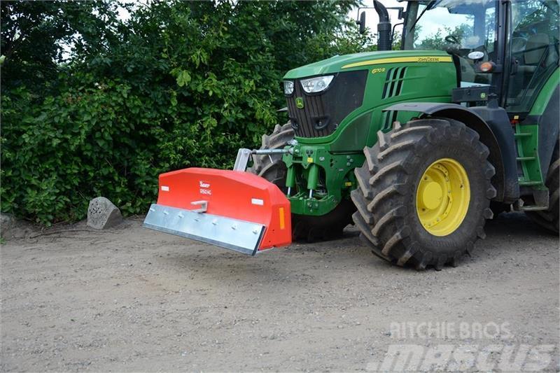  Suer 1250 kg med skrabe funktion GRATIS LEVERING Sonstiges Traktorzubehör