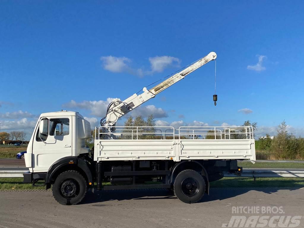 Mercedes-Benz 1017 4x4 truck with crane Atlas Andere Fahrzeuge