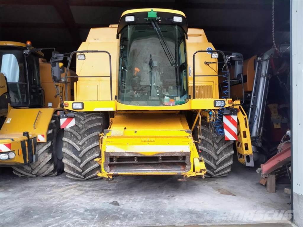 New Holland TF 78 Elektra Plus Mähdrescher