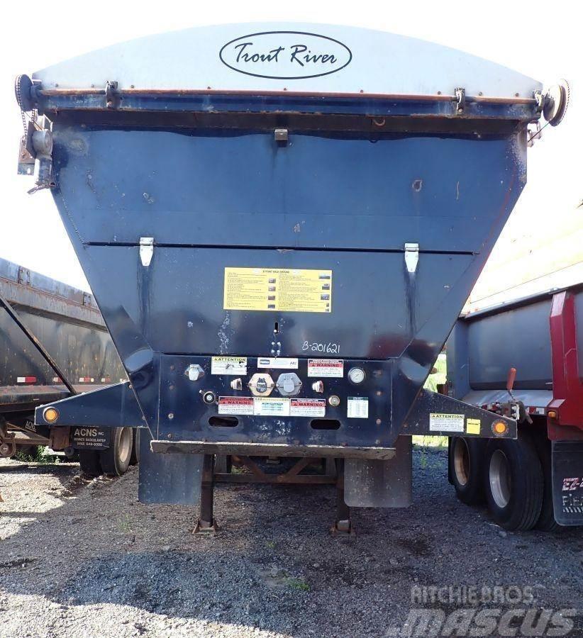  Trout River LIVE BOTTOM Tipper trailers