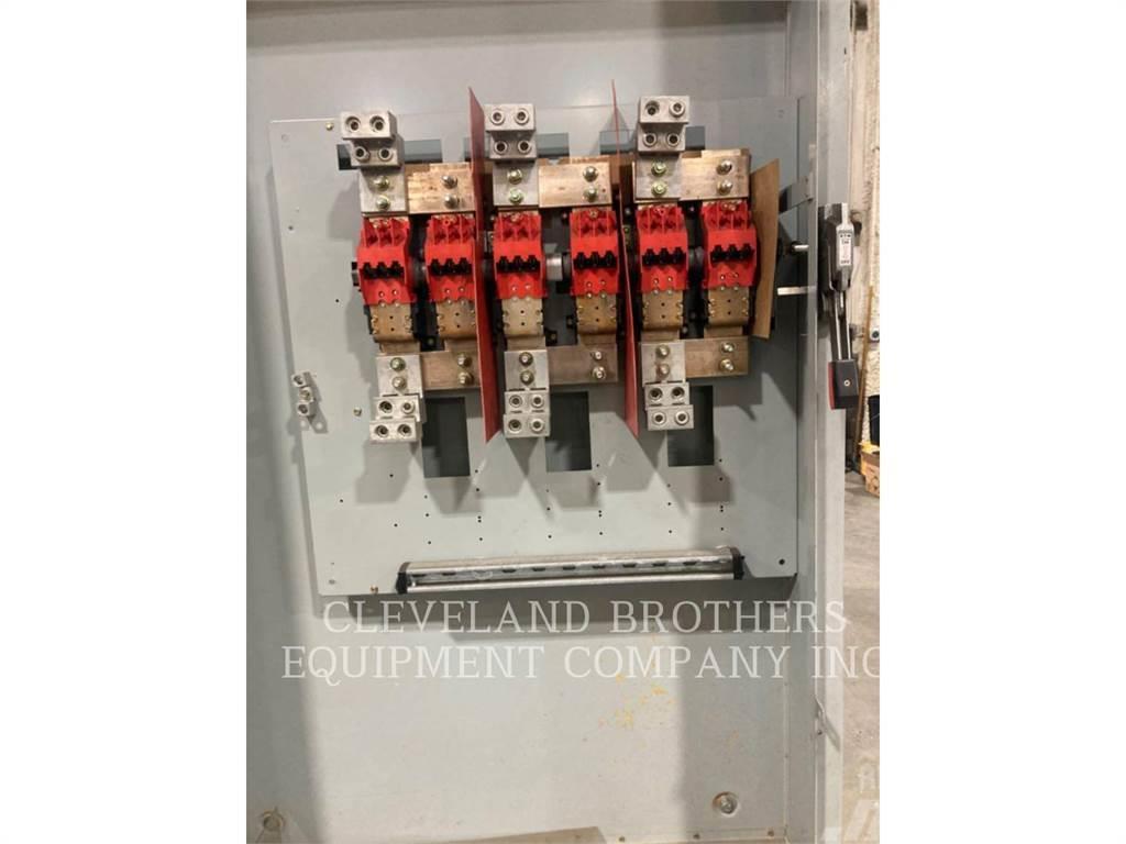  MISC - ENG DIVISION 1200 AMP DISTRIBUTION PANEL Andere
