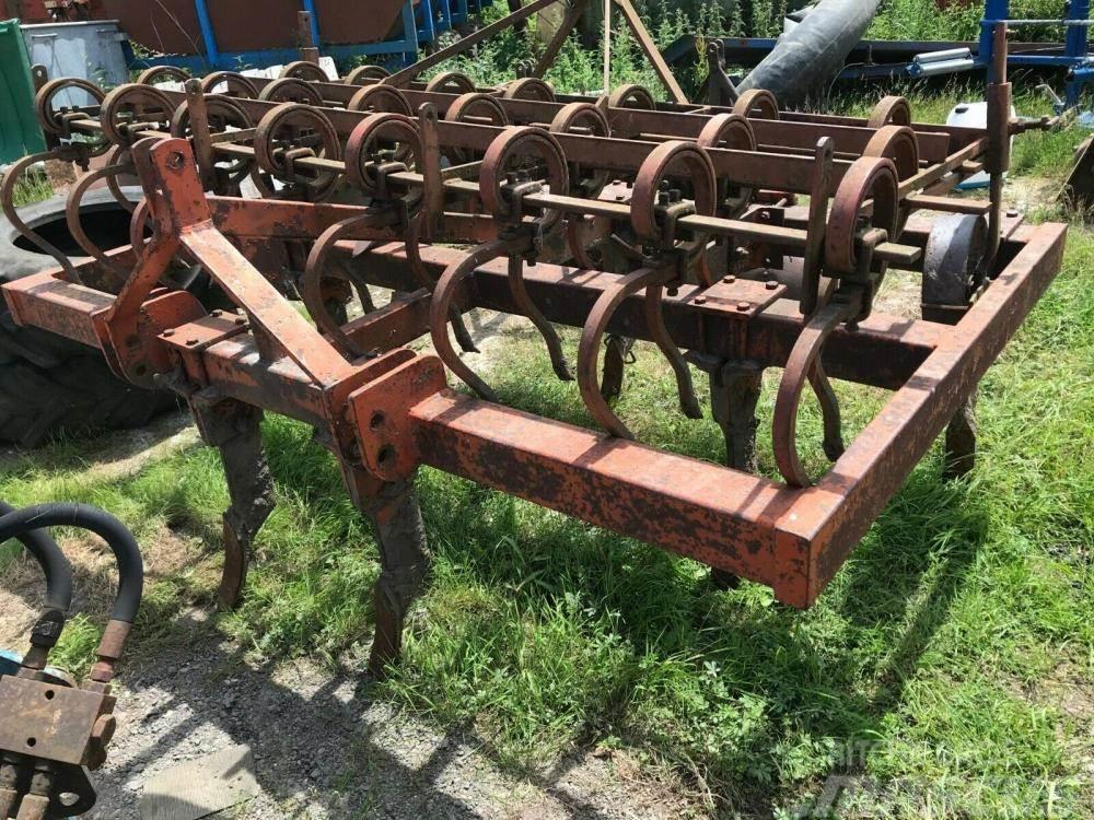  Chisel Plough Heavy Duty Cultivator 9 leg £580 plu Andere Zubehörteile