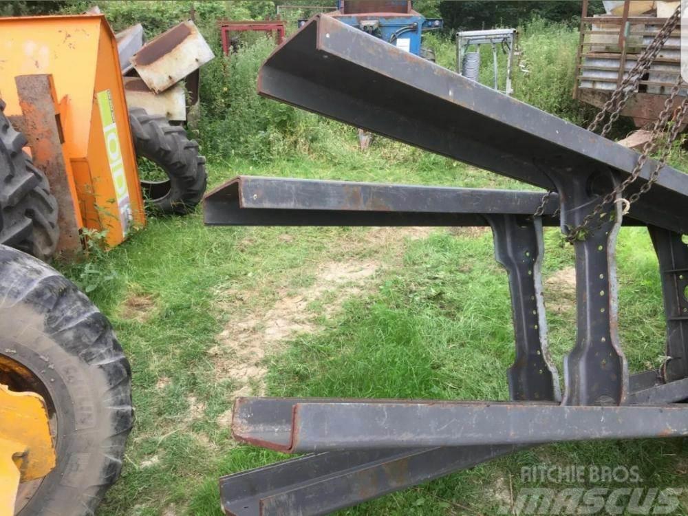  Lorry chassis Volvo £180 Andere Zubehörteile