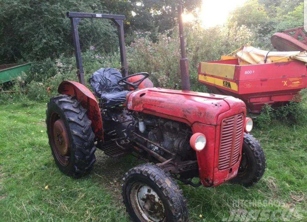 Massey Ferguson 35 tractor £3750 Traktoren