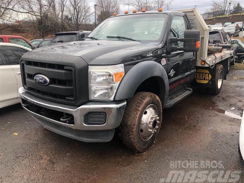 Ford F550 Andere Fahrzeuge